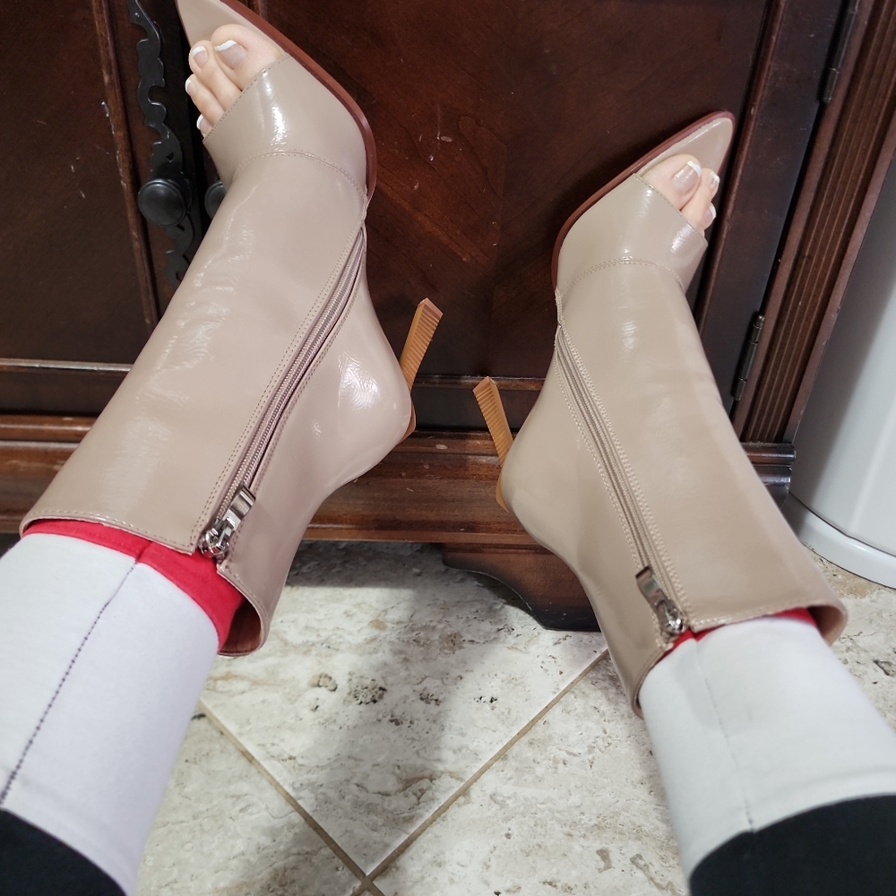 Azalea Wang Heel Booties Size 8.5 - image 5